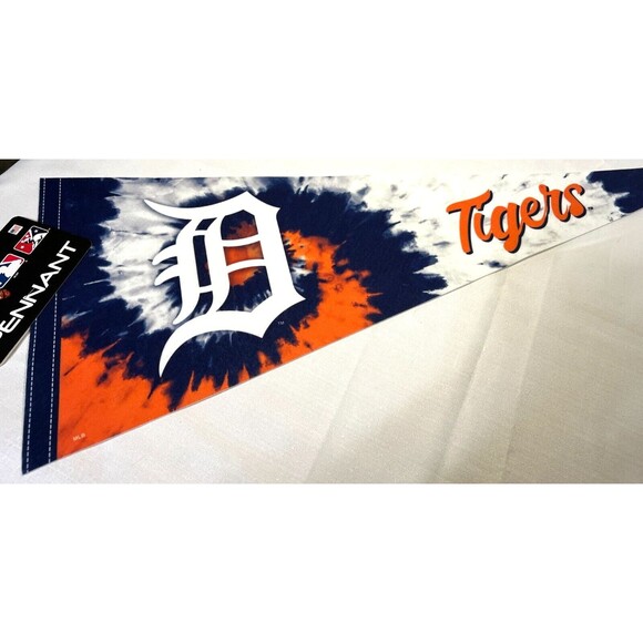 Detroit Tigers MLB Baseball Pennant Felt Tie Dye Design Authentic 12x30 NWT - Picture 3 of 5